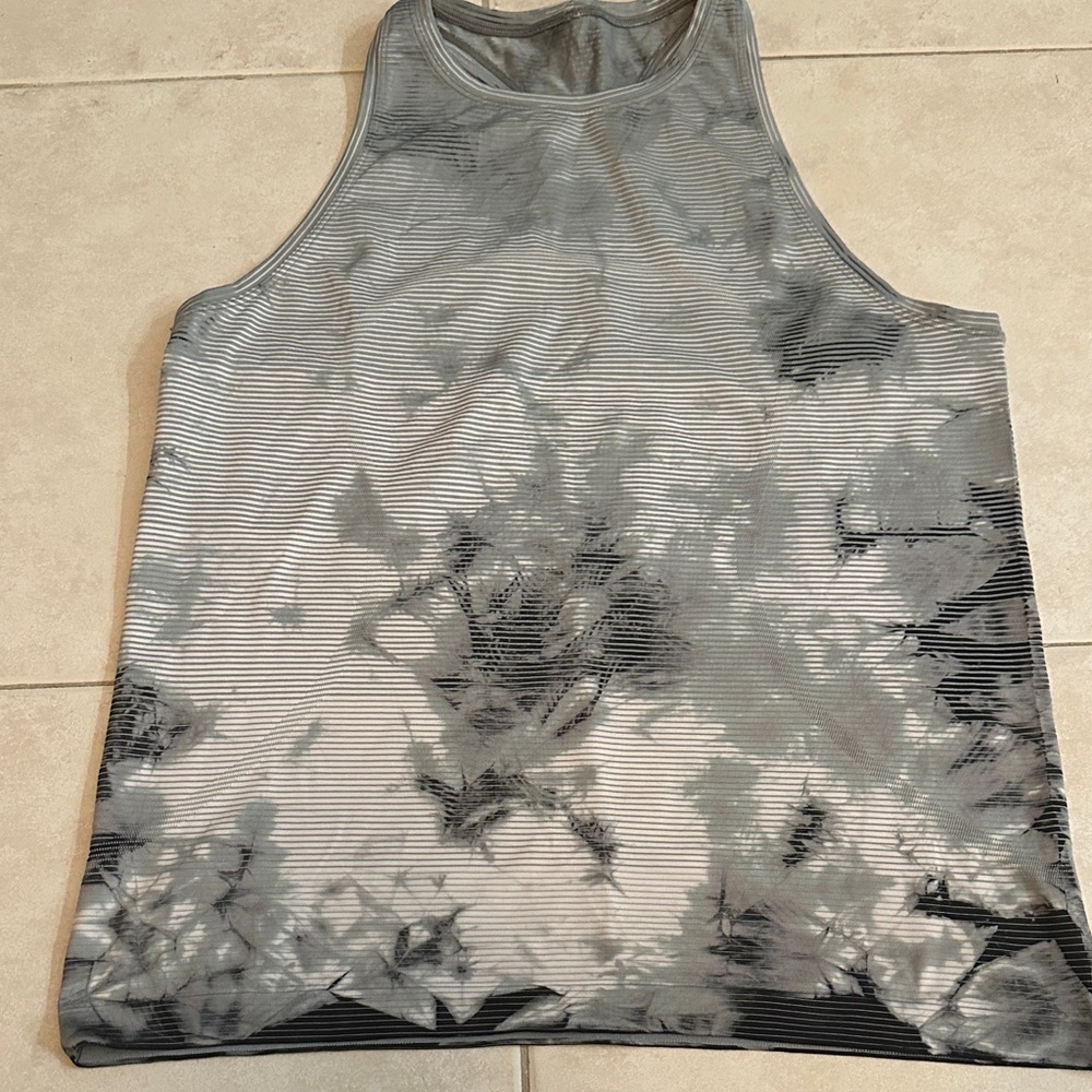 Peloton Lululemon Gray and Black Tie-Dye Tank Top Large